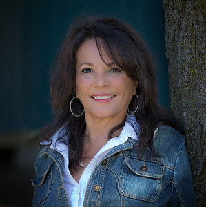 Meet your Posher, Deborah